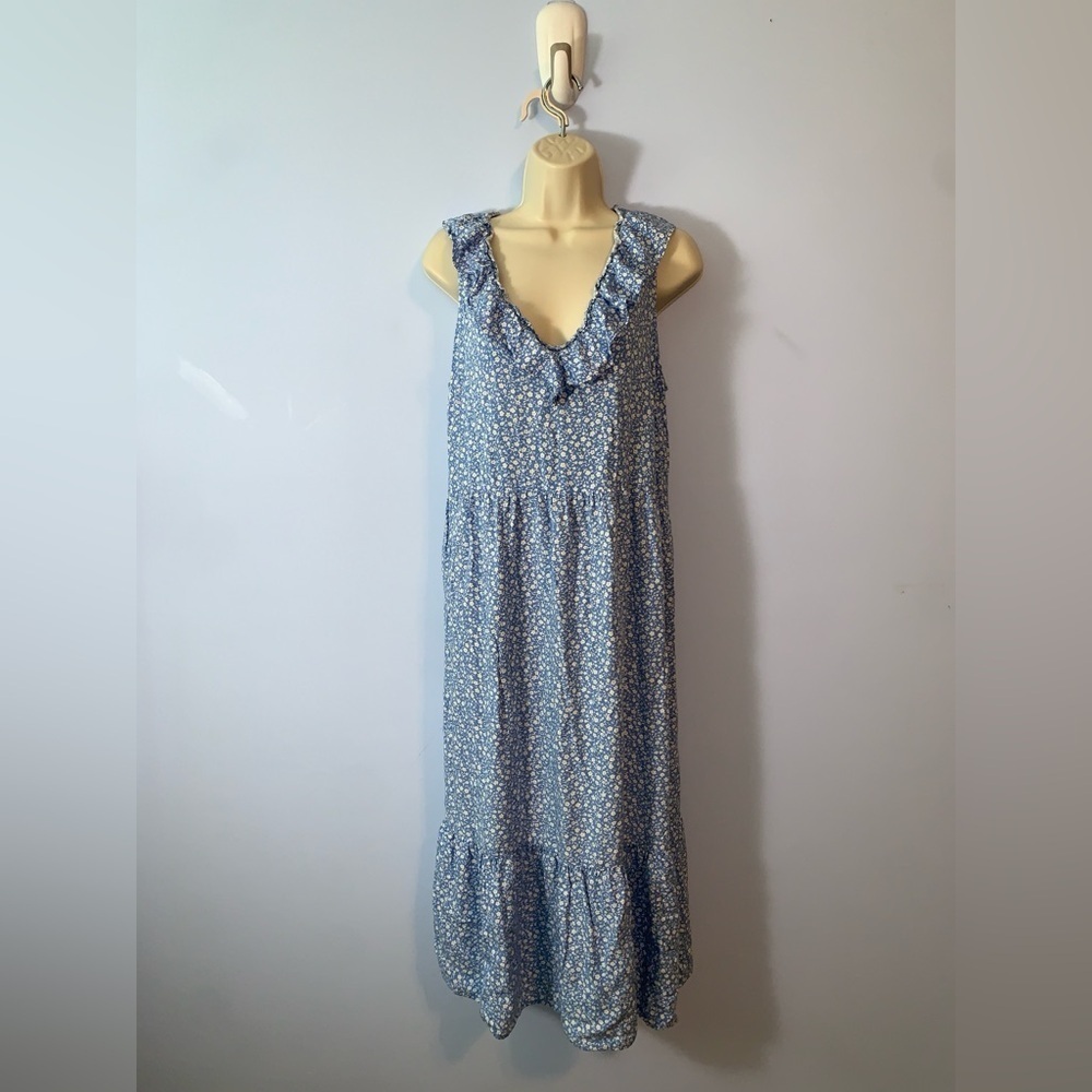 Old navy Blue ditzy micro Floral Sleeveless maxi Dress ruffle v neck size large